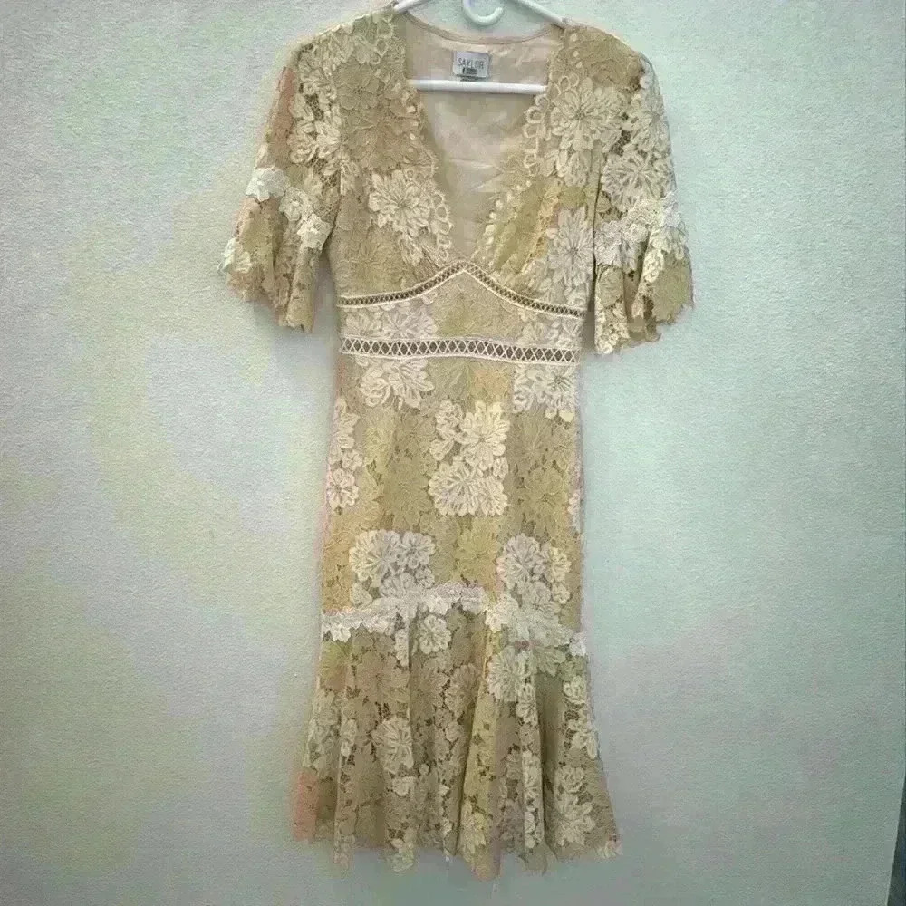 Saylor dress